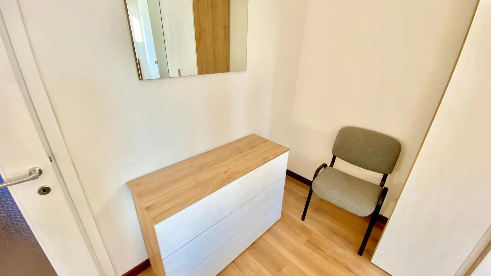 15 Minuti Dal Duomo- Metro-Design Apartment Milan
